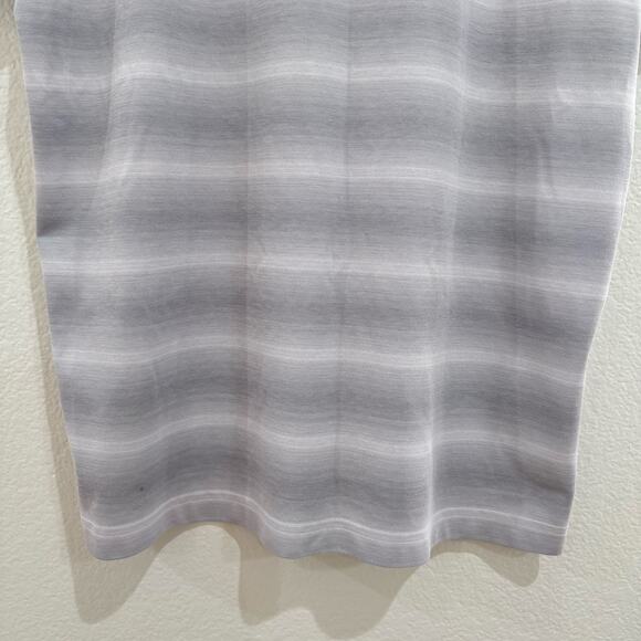 Travis Mathew Beach Camping Stripe Piqué Polo Grey White Short Sleeve Medium - Picture 12 of 14